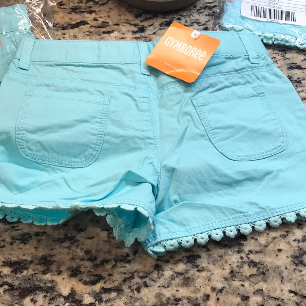 GYMBOREE FLORAL TRIM 4T SHORTS NEW